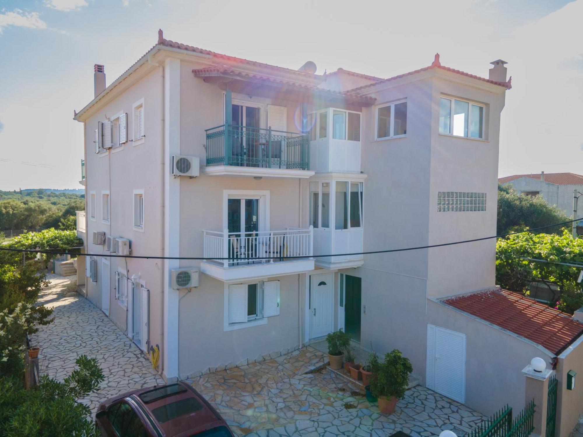 Dimitra'S House Apartment Argostoli  Bagian luar foto