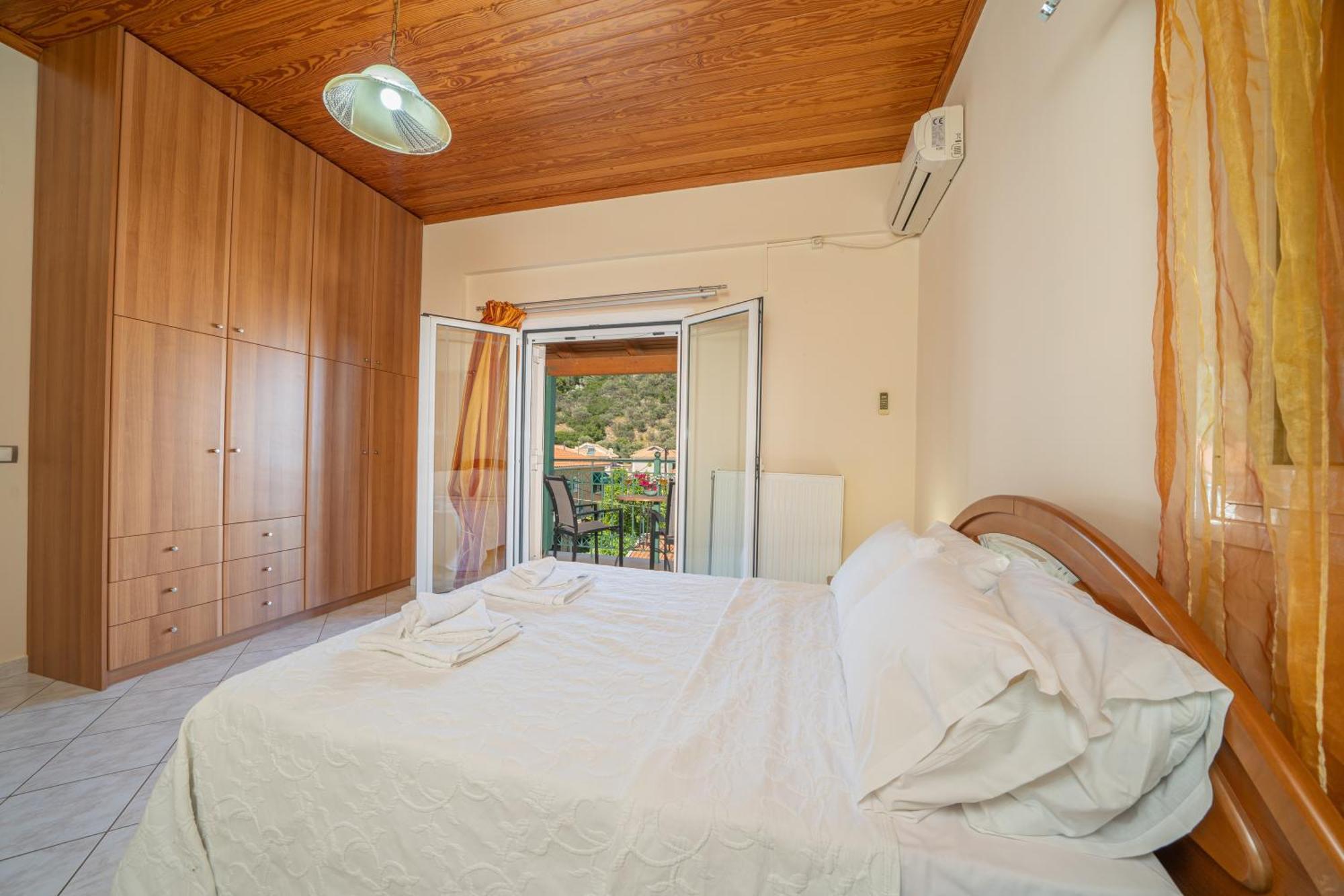 Dimitra'S House Apartment Argostoli  Bagian luar foto